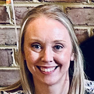 Meet your Posher, Elizabeth